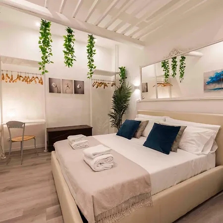 Deluxe Pitti By Mmega